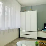 Apartamento T&n Studio-center-free Parking,ac,train-bus Station *
