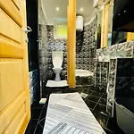 Apartman T&n Studio-center-free Parking,ac,train-bus Station Szarajevó