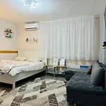 T&n Studio-center-free Parking,ac,train-bus Station Apartamento