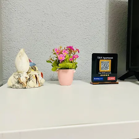 Apartment T&n Studio-center-free Parking,ac,train-bus Station *