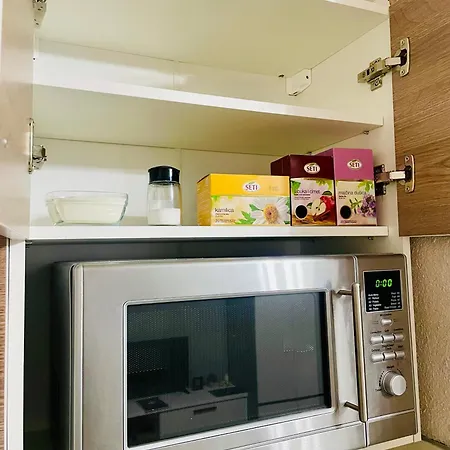 T&n Studio-center-free Parking,ac,train-bus Station Διαμέρισμα