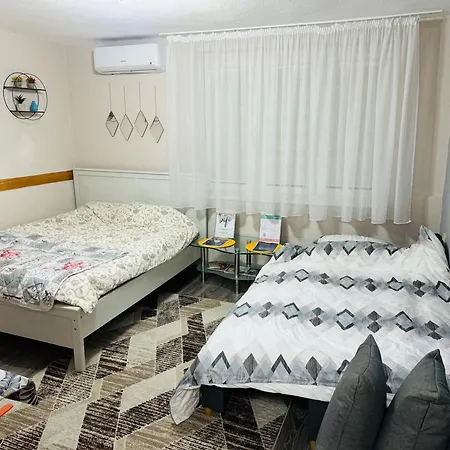 Διαμέρισμα T&n Studio-center-free Parking,ac,train-bus Station *